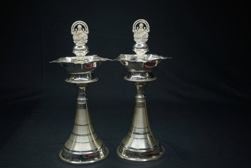 Pure Silver Laxmi Small Fancy Pair Diya 280g